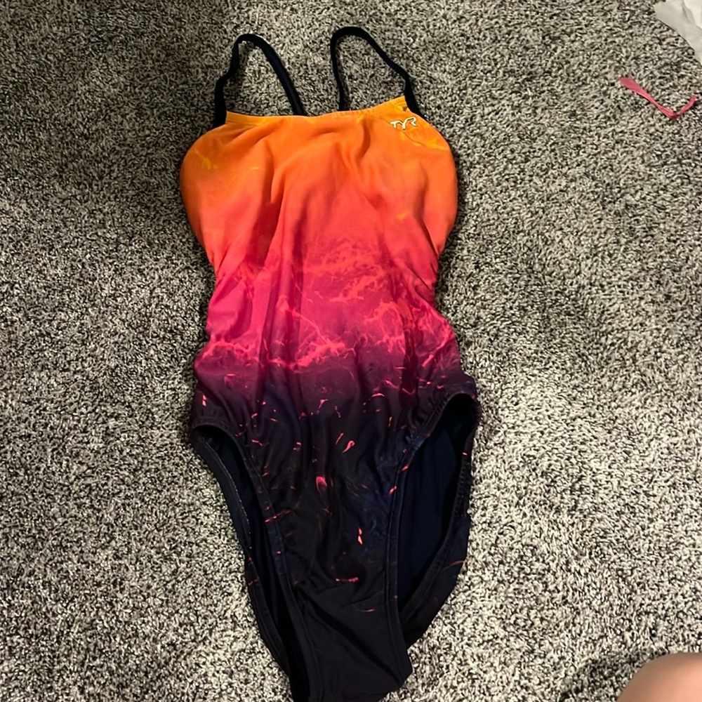 TYR women's training suit